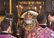 Преосвященнейший Мстислав, епископ Тихвинский и Лодейнопольский, совершил Божественную Литургию в поселке Мга - 05.04.2020