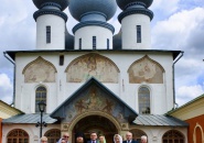 Уполномоченный при Президенте Российской Федерации по правам ребенка Анна Кузнецова посетила Тихвинский Успенский монастырь