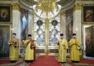 Епископ Мстислав сослужил митрополиту Варсонофию в Свято-Троицком соборе Александро-Невской лавры – 06.12.2022