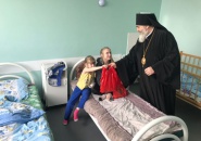 Епископ Тихвинский и Лодейнопольский Мстислав посетил Тихвинскую межрайонную больницу