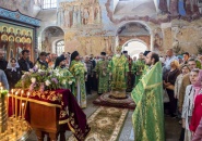  В день Святого Духа епископ Мстислав совершил Божественную Литургию в Свято-Троицком Александра Свирского мужском монастыре - 13.06.2022