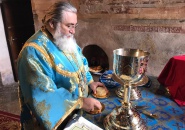 Епископ Мстислав совершил Божественную Литургию в Успенском соборе Тихвинского монастыря - 30.08.2020